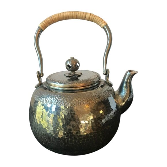 Japanese Vintage Hammered Silver Teapot With Makers Mark & Wicker Handle - Picture 10 of 11